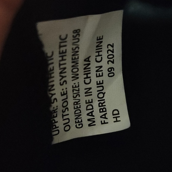 Body Glove Women's Black and Pink Athletic Shoes Size 8. - Picture 10 of 10